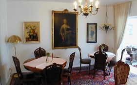 Haus Mooren, Garni Düsseldorf 4*